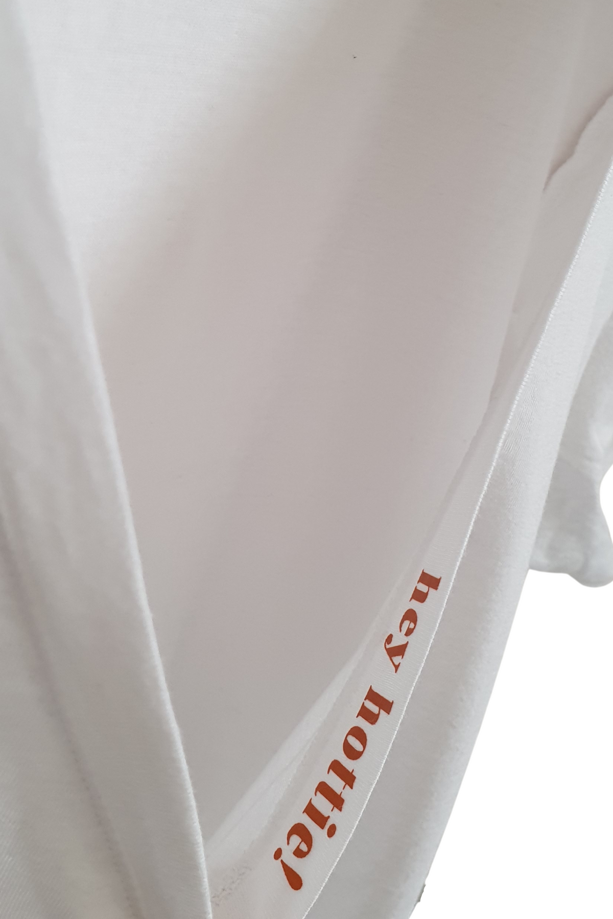 Hey Hottie! Deep V  |  white