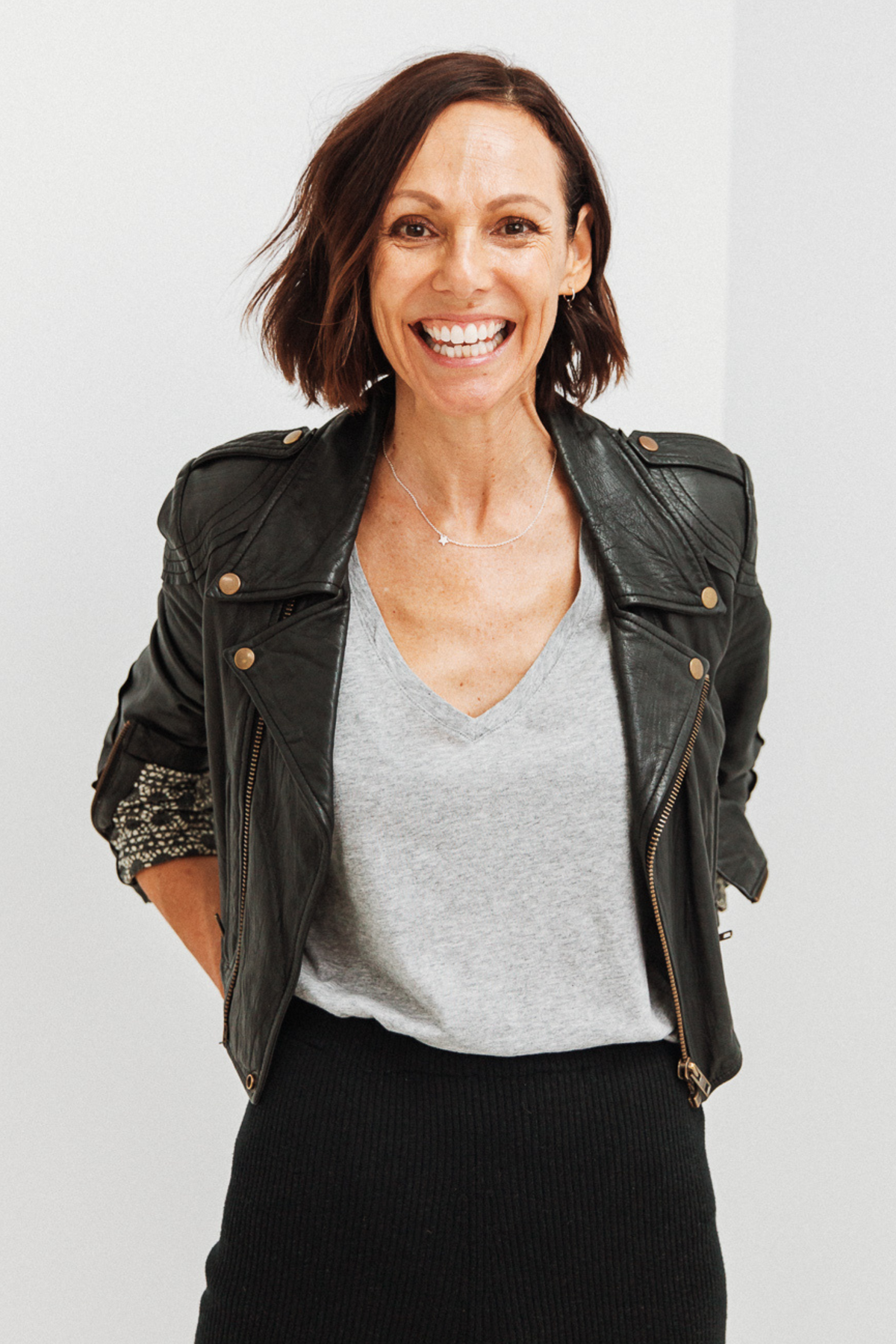 Hey Hottie! Deep V  |  marle grey