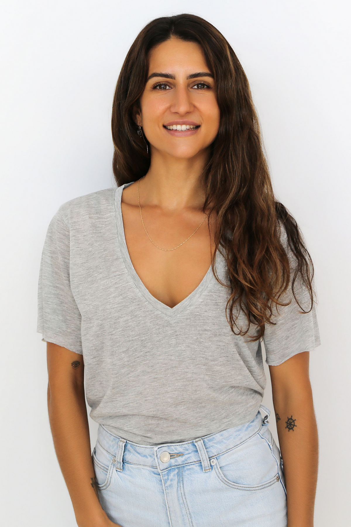 Deep V Tee  |  marle grey